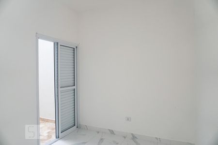 Quarto 1 de apartamento para alugar com 2 quartos, 45m² em Parque Boturussu, São Paulo