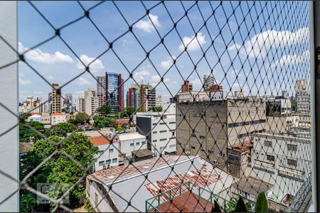Vista de apartamento para alugar com 3 quartos, 130m² em Cerqueira César, São Paulo