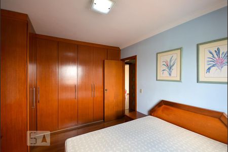 Quarto 1 de apartamento à venda com 3 quartos, 248m² em Vila Moinho Velho, São Paulo