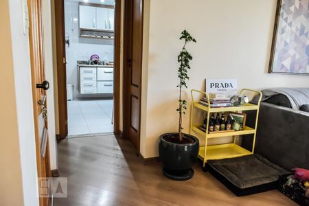Sala  de apartamento para alugar com 3 quartos, 100m² em Vila Pereira Barreto, São Paulo