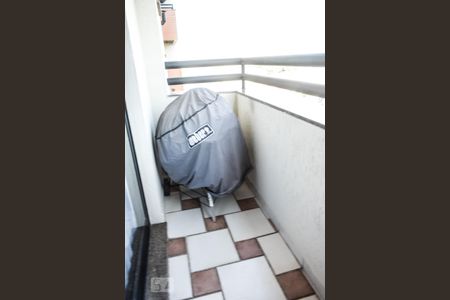 Apartamento à venda com 100m², 3 quartos e 2 vagasVaranda 