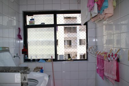 Apartamento à venda com 68m², 2 quartos e 1 vagaÁrea de Serviço