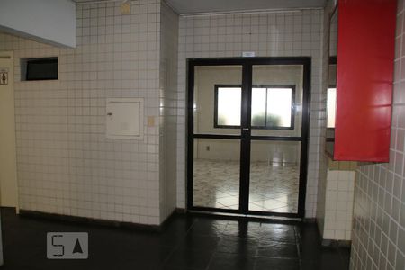 Apartamento à venda com 68m², 2 quartos e 1 vagaÁrea comum