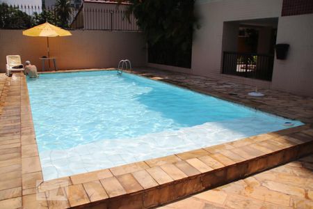 Apartamento à venda com 68m², 2 quartos e 1 vagaÁrea comum - Piscina