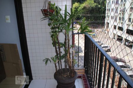 Apartamento à venda com 68m², 2 quartos e 1 vagavaranda