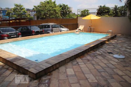 Apartamento à venda com 68m², 2 quartos e 1 vagaÁrea comum - Piscina