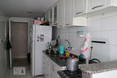 Apartamento à venda com 68m², 2 quartos e 1 vagaCozinha