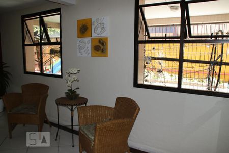 Apartamento à venda com 68m², 2 quartos e 1 vagaHall