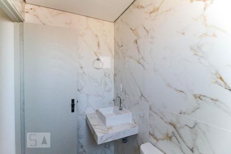 Apartamento para alugar com 62m², 3 quartos e 2 vagasBanheiro do quarto 1