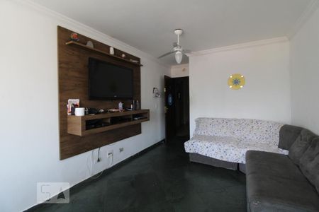 Sala de Apartamento com 2 quartos, 68m² Campo Belo