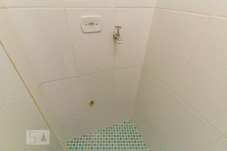 Banheiro de kitnet/studio para alugar com 1 quarto, 30m² em Vila Buarque, São Paulo