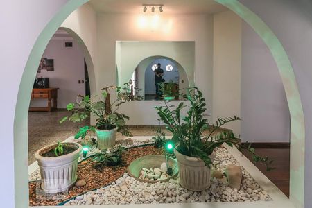 Jardim da Sala de casa para alugar com 4 quartos, 850m² em Parque Residencial Comendador Mançor Daud, São José do Rio Preto 
