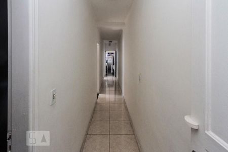 Corredor de casa à venda com 2 quartos, 190m² em Vila Paulo Silas, São Paulo