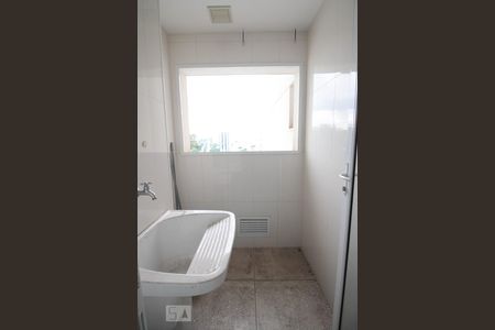 Apartamento à venda com 65m², 2 quartos e 1 vagaÁrea de Serviço