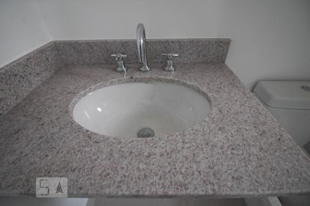 Apartamento à venda com 65m², 2 quartos e 1 vagasuíte