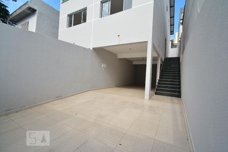 Casa à venda com 125m², 3 quartos e 3 vagas Casa à venda com 125m², 3 quartos e 3 vagasGaragem