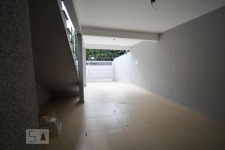 Garagem de casa à venda com 3 quartos, 125m² em Gopoúva, Guarulhos