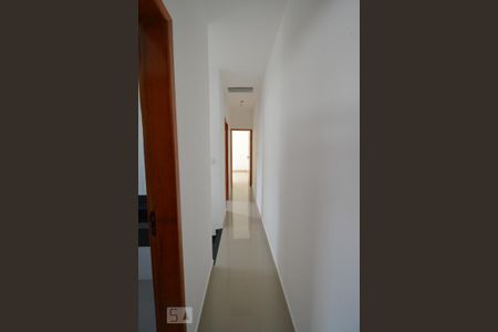 Casa à venda com 125m², 3 quartos e 3 vagas Casa à venda com 125m², 3 quartos e 3 vagasCorredor