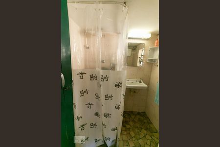 Casa à venda com 290m², 3 quartos e 6 vagasBanheiro de Serviço