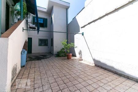 Casa à venda com 290m², 3 quartos e 6 vagasArea externa