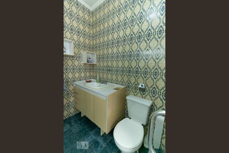 Casa à venda com 290m², 3 quartos e 6 vagasBanheiro 1