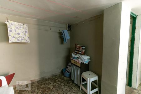 Casa à venda com 290m², 3 quartos e 6 vagasQuarto de Serviço