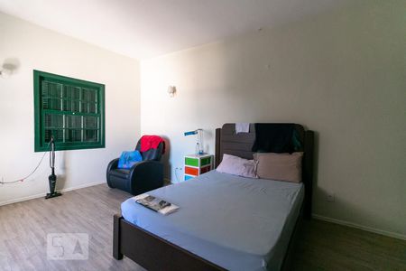 Casa à venda com 290m², 3 quartos e 6 vagasQuarto 3 - Suíte