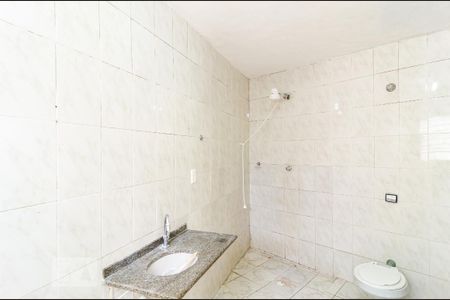 Casa para alugar com 40m², 1 quarto e sem vaga Casa para alugar com 40m², 1 quarto e sem vagaBanheiro Social