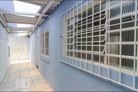 Casa para alugar com 40m², 1 quarto e sem vaga Casa para alugar com 40m², 1 quarto e sem vagaFachada