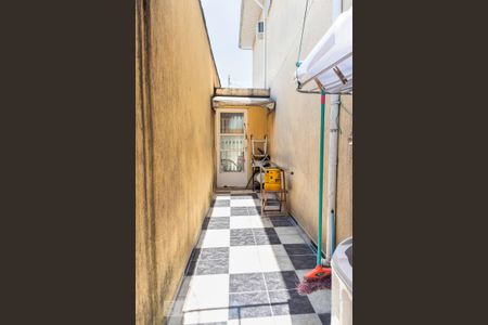 Casa para alugar com 115m², 3 quartos e 2 vagasCorredor