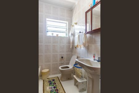 Casa para alugar com 115m², 3 quartos e 2 vagasBanheiro