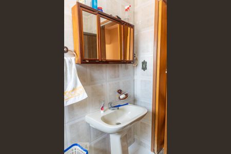 Casa para alugar com 115m², 3 quartos e 2 vagasBanheiro