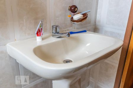 Casa para alugar com 115m², 3 quartos e 2 vagasBanheiro