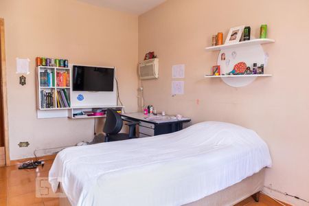 Quarto 1 de casa para alugar com 2 quartos, 150m² em Vila Constança, São Paulo