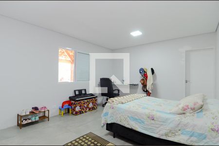 Casa à venda com 250m², 4 quartos e 2 vagasQuarto 2 - Suíte