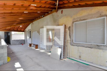 Casa à venda com 250m², 4 quartos e 2 vagasVaranda e Área de Serviço 