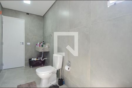 Casa à venda com 250m², 4 quartos e 2 vagasBanheiro da Suíte 1