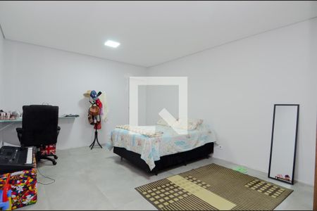 Casa à venda com 250m², 4 quartos e 2 vagasQuarto 2 - Suíte