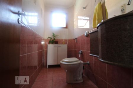 Banheiro/Lavabo de casa à venda com 3 quartos, 300m² em Estância Velha, Canoas