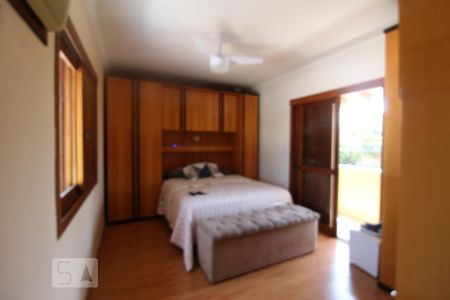 Dormitório casal de casa à venda com 3 quartos, 300m² em Estância Velha, Canoas