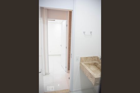 Apartamento para alugar com 44m², 2 quartos e 1 vaga Apartamento para alugar com 44m², 2 quartos e 1 vagaBanheiro