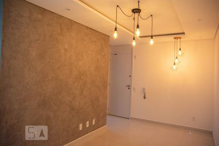 Sala de apartamento para alugar com 2 quartos, 44m² em Jardim São Gabriel, Campinas