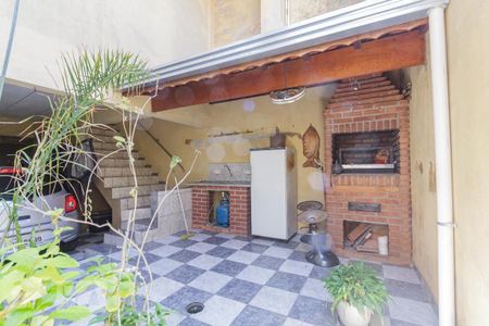 Casa para alugar com 437m², 3 quartos e 1 vaga Casa para alugar com 437m², 3 quartos e 1 vagaQuintal