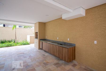 Apartamento à venda com 27m², 1 quarto e sem vagaÁrea comum - Churrasqueira