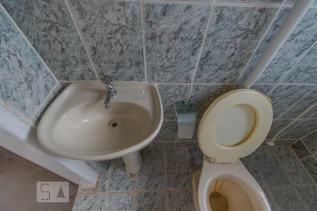 Casa para alugar com 130m², 4 quartos e 3 vagas Casa para alugar com 130m², 4 quartos e 3 vagasBanheiro 2