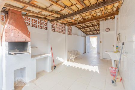 Casa para alugar com 130m², 4 quartos e 3 vagas Casa para alugar com 130m², 4 quartos e 3 vagasChurrasqueira