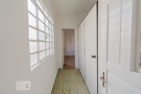 Casa para alugar com 130m², 4 quartos e 3 vagas Casa para alugar com 130m², 4 quartos e 3 vagasCorredor