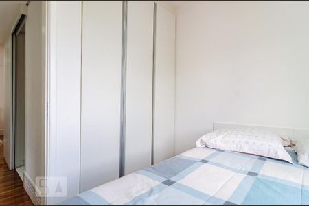 Apartamento à venda com 72m², 3 quartos e 2 vagasQuarto 2