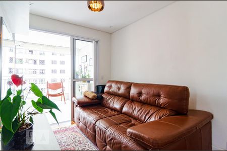 Sala de apartamento à venda com 3 quartos, 72m² em São Judas, São Paulo