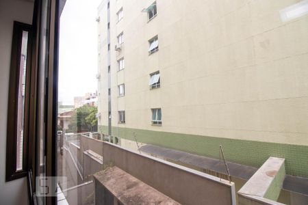Vistada Sala de apartamento à venda com 3 quartos, 95m² em Passo da Areia, Porto Alegre